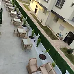 Otel The Brothers 2*